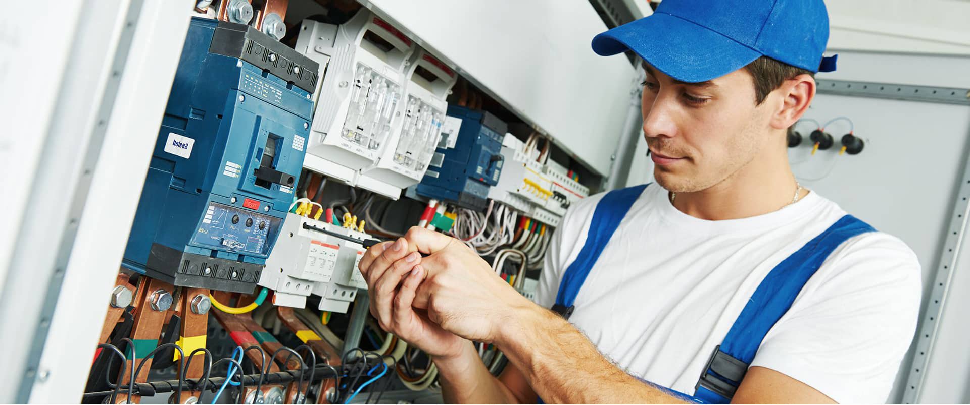 Aurora, Naperville and Bolingbrook Electrician